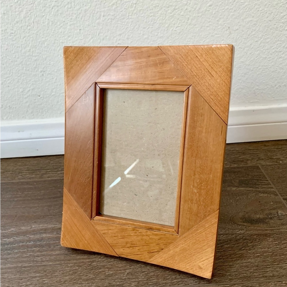 Vintage Wooden handcrafted fetco picture 7/9”